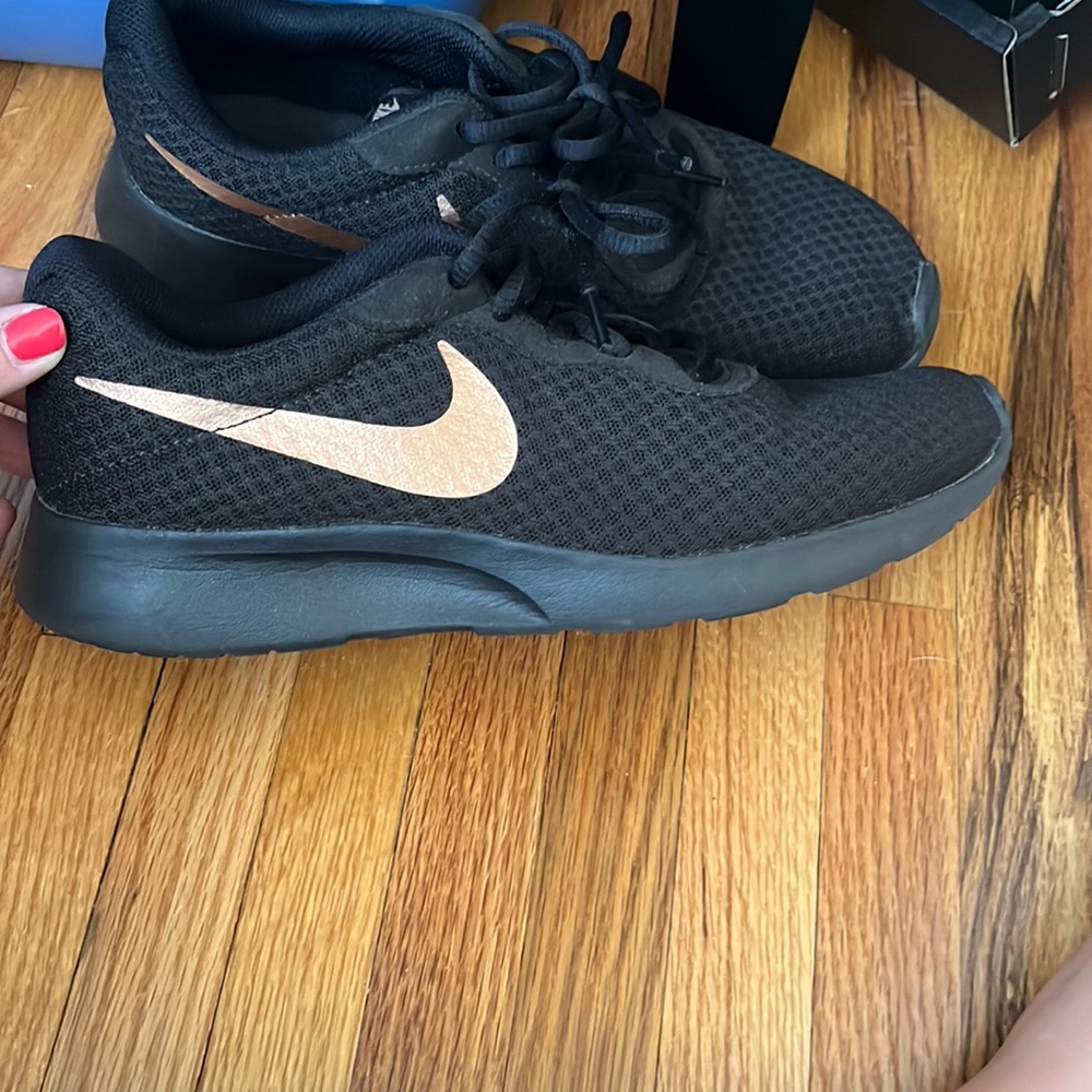 Only worn a couple of times Nike sneakers